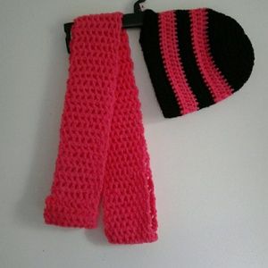 Handmade scarf & beanie